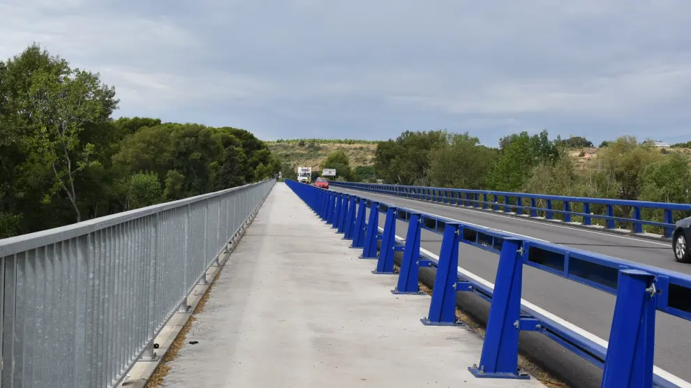 Inicio de las obras de los accesos peatonales al puente de la N-240 desde Monzón