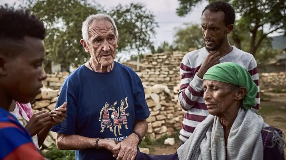 El misionero Ángel Olaran visita Aínsa para definir el proyecto 'Senderos Solidarios' en Etiopía