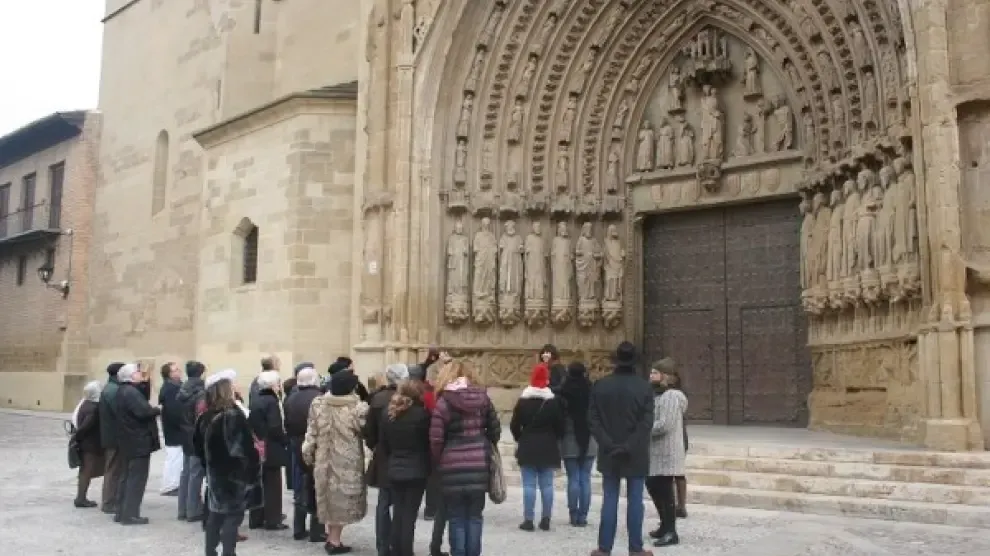 El Ayuntamiento de Huesca amplía las visitas temáticas a las tardes de esta semana