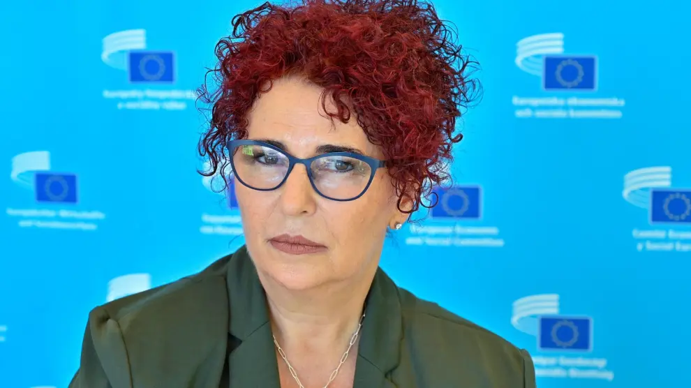 Christa Schweng, presidenta del Comité Económico y Social Europeo: "Se puede evitar emplear a quien no se vacune"