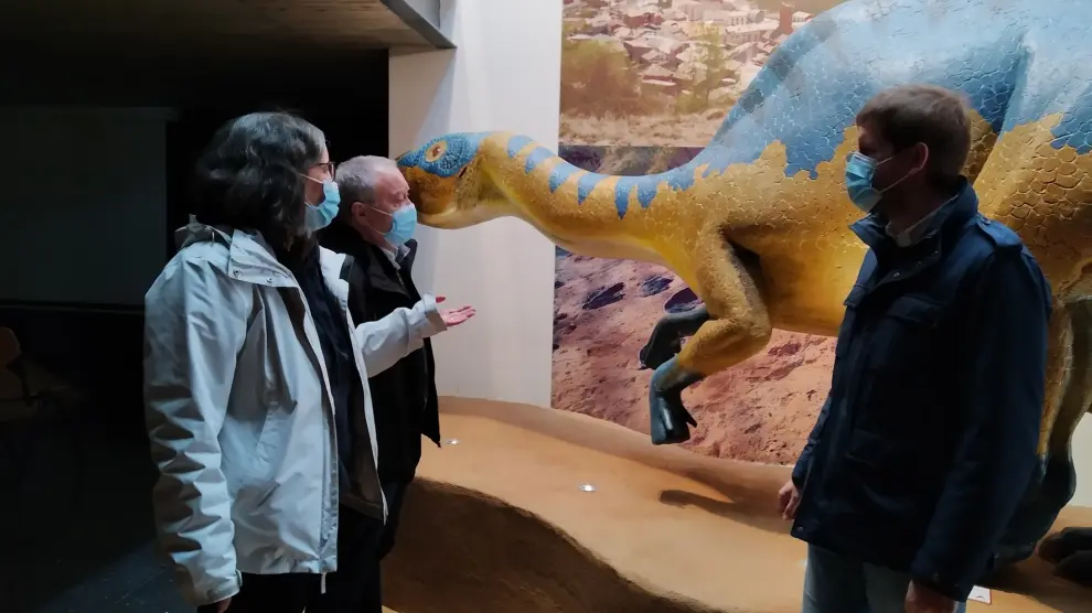 Arén mejora su yacimiento de icnitas y el Museo de Dinosaurios