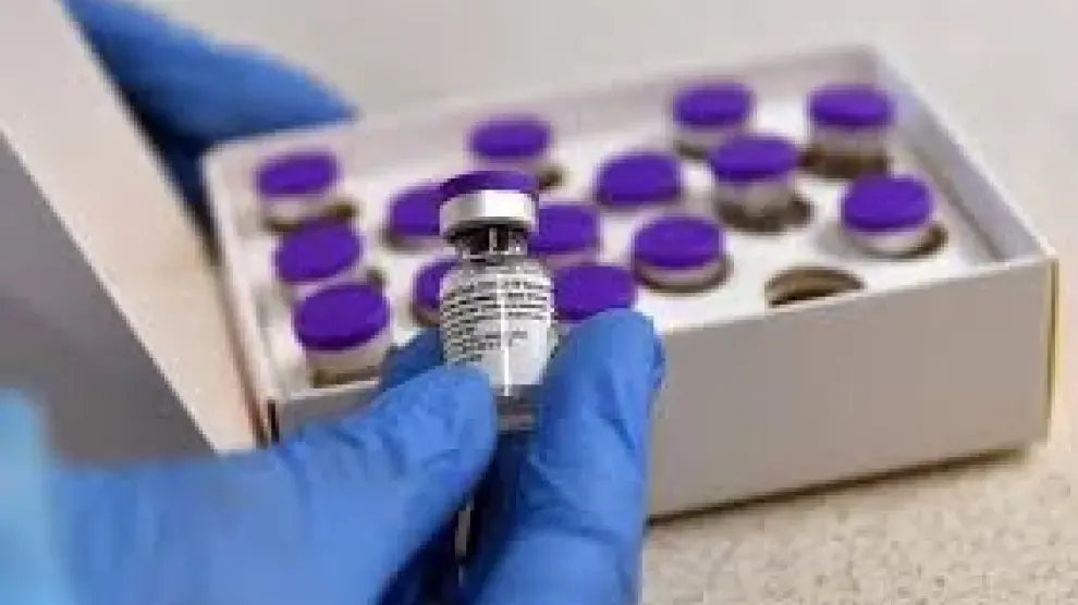 La UE espera tener tres vacunas en enero, Pfizer, Moderna y AstraZeneca