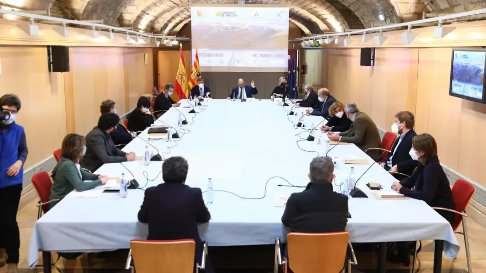 El Gobierno de Aragón anuncia un plan de empleo para el Pirineo y recupera la semana blanca