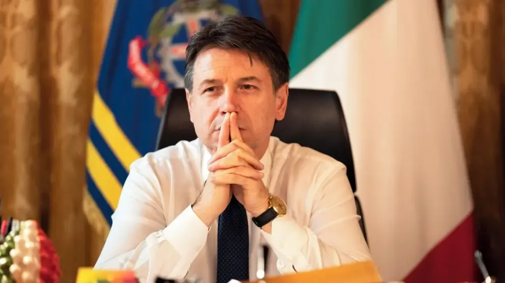 Conte presenta su dimisión como primer ministro de Italia