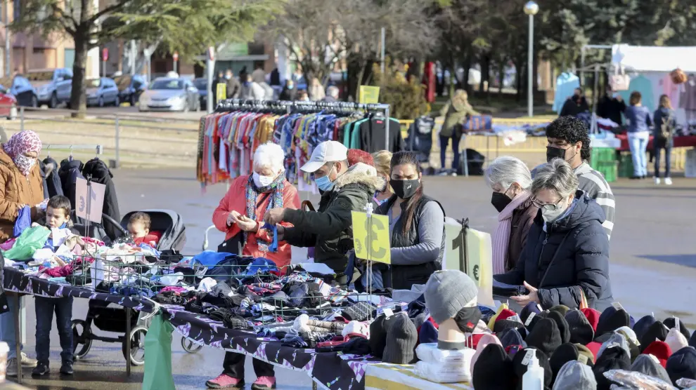 El mercado ambulante de Huesca pasa por una situación "muy difícil"