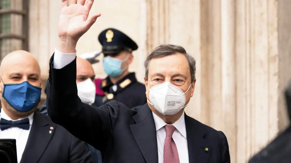Draghi toma las riendas de Italia para sanar la crisis