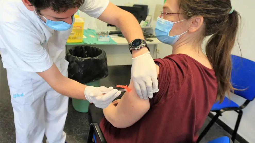 Vacunación en el Centro de Salud Pirineos de Huesca.