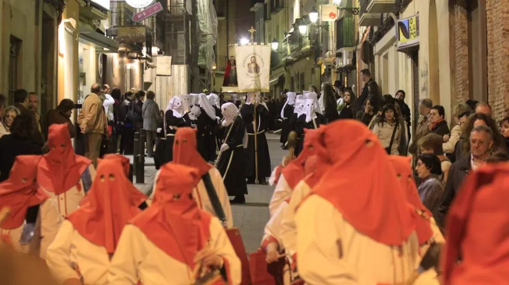 Procesión de Viernes Santo en Huesca