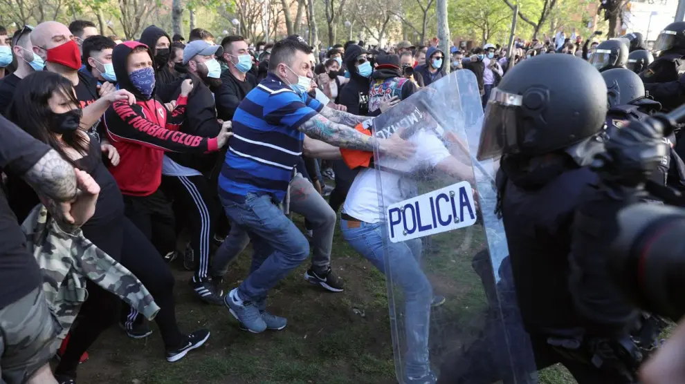 Disturbios en un mitin de Vox en Vallecas