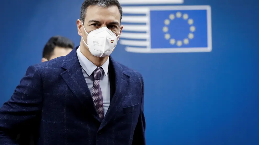FILE PHOTO: Spanish Prime Minister Pedro Sanchez arrives at the second day of a special EU summit in Brussels, Belgium May 25, 2021. Olivier Hoslet/Pool via REUTERS/File Photo[[[REUTERS VOCENTO]]] SPAIN-ECONOMY/CHINA