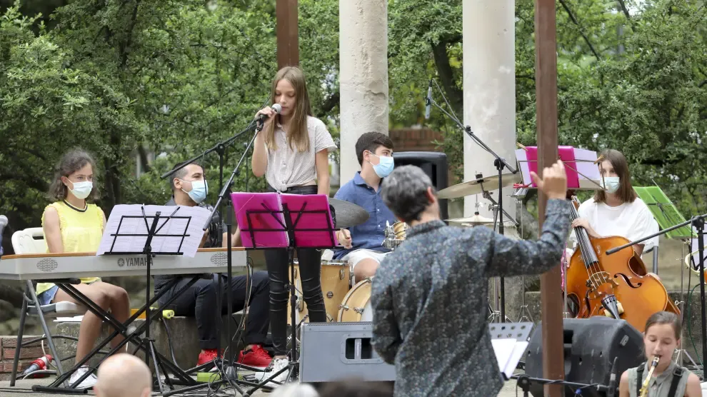 El Parque Miguel Servet ha acogido el concierto de "Jazz for kids"
