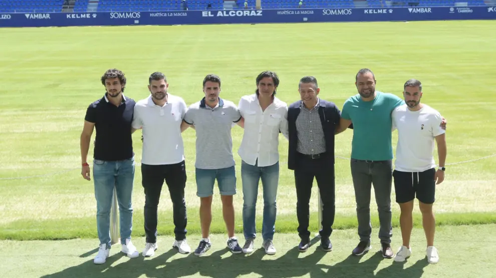 El nuevo entrenador del Huesca quieren imprimir al equipo un "juego alegre".
