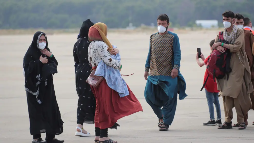 Evacuados afganos a su llegada a Torrejón este miércoles
