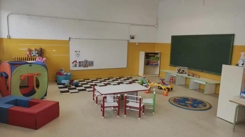 Aula del Colegio Pío XII adaptada a las restricciones de la covid-19 donde los niños de infantil dan clase.