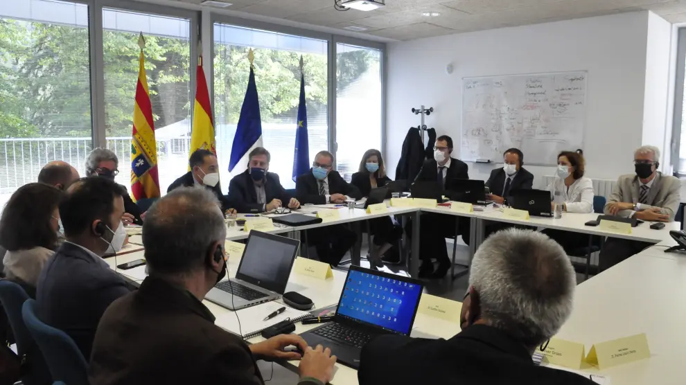 Reunión del comité de seguimiento, ayer en el Laboratorio Subterráneo de Canfranc.