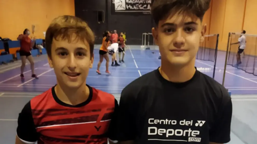Raúl Bergua y Gonzalo Isábal, esta semana en las instalaciones de Bádminton Huesca.
