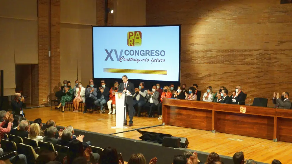Arturo Aliaga durante su intervención en la clausura del XV Congreso del PAR.