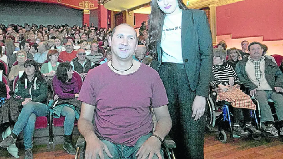 Josan Rodríguez y Laura Torrijos Bescós en el estreno de Otra forma de caminar, en febrero de 2020.
