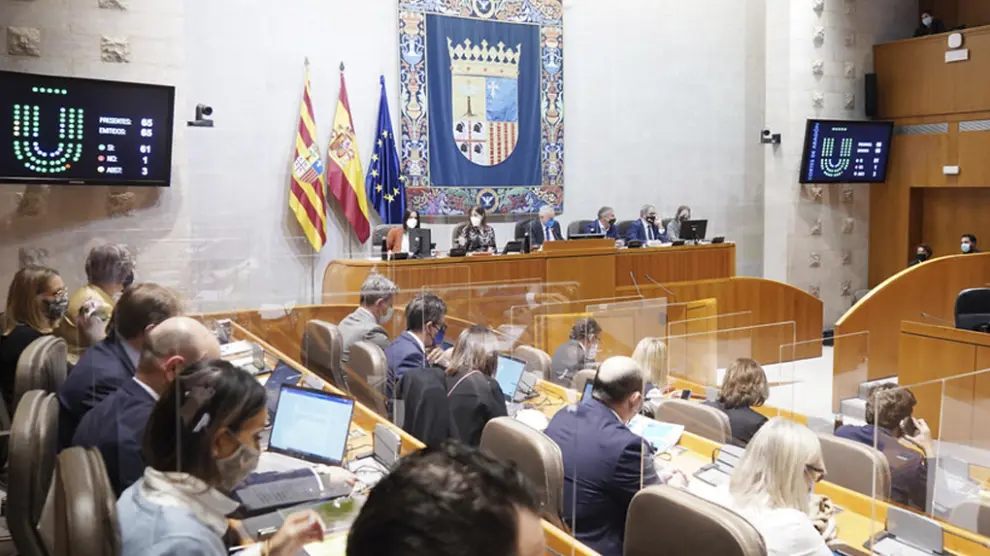 Sesión plenaria de las Cortes de Aragón en el que se aprobó el rechazo a los impuestos por el uso de autovías.