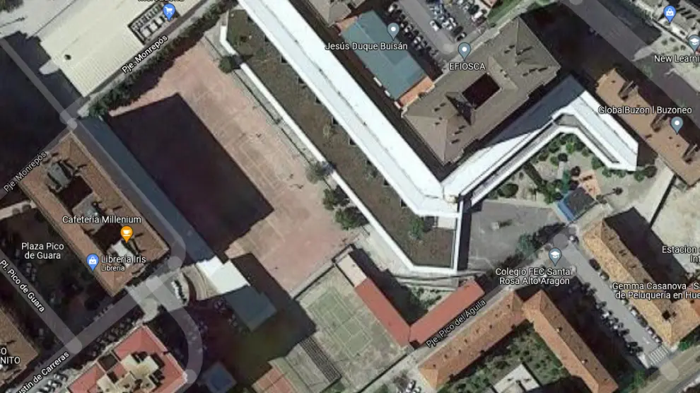 Vista aérea de las instalaciones del Colegio Santa Rosa de Huesca.