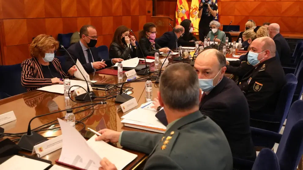 Faci, Broto y Repollés asisten a la reunión de Coordinación en la Protección Temporal de Desplazados convocada por la Delegación del Gobierno en Aragón