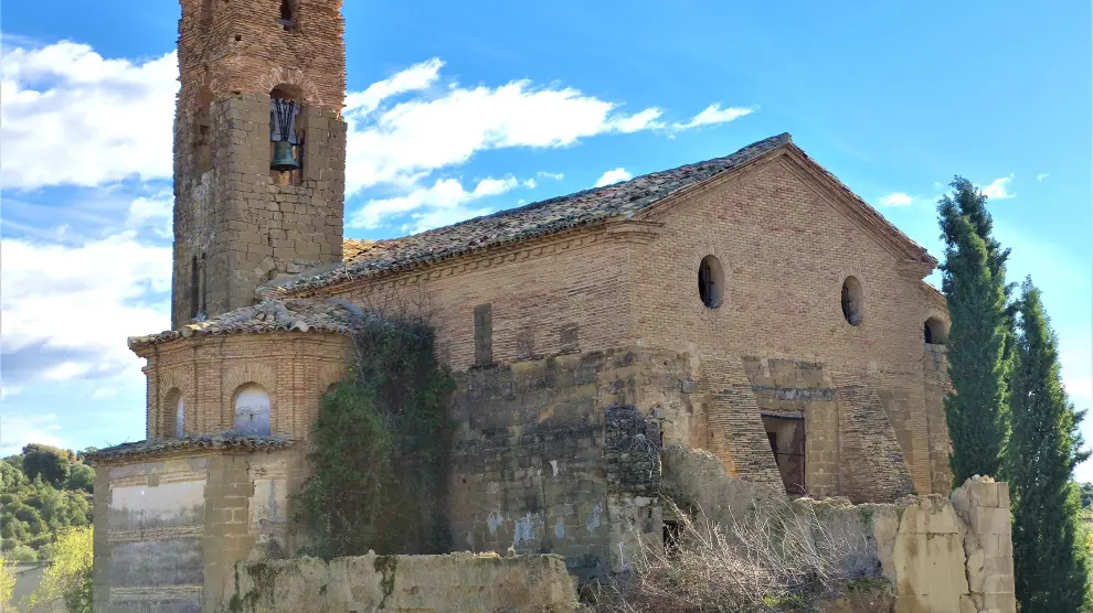 Estado actual de la iglesia de Morrano en la comarca del Somontano, cerrada al culto desde el año 2016.