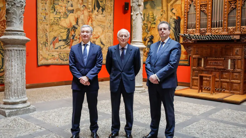 De izquierda a derecha, Víctor Iglesias (Consejero Delegado), José Luis Aguirre (Presidente de Honor) y Francisco Serrano (Presidente no ejecutivo)