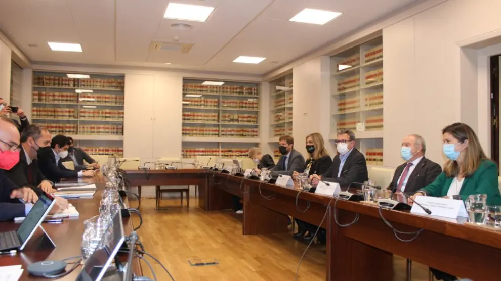 Reunión de los representantes de Huesca, Lérida, Aran y el secretario general Infraestructuras.