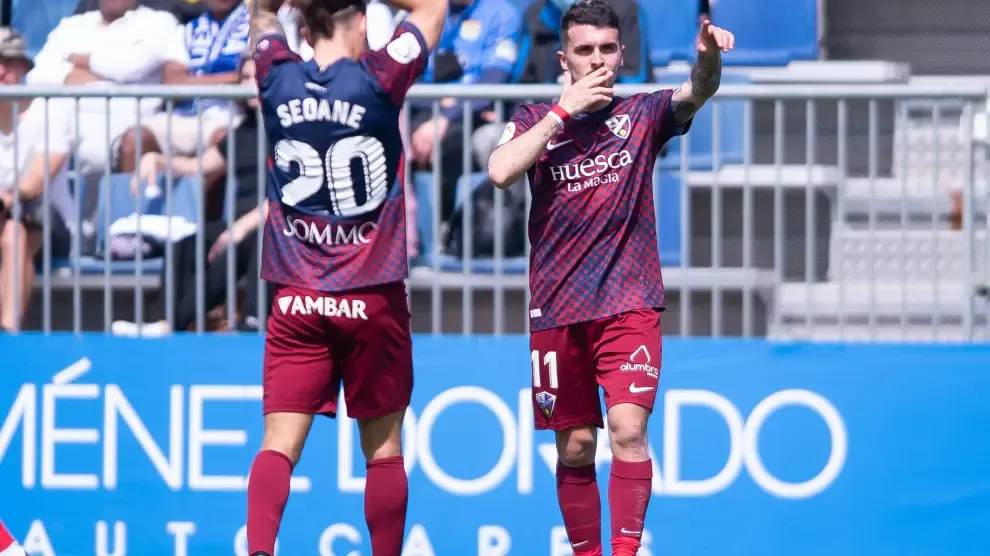 Joaquín Muñoz celebra el gol que supuso la victoria del Huesca en su visita al Fuenlabrada.