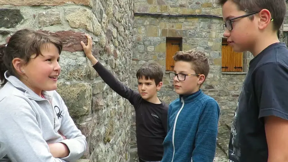 Fotograma de ‘Atraco en la escuela’, corto realizado por alumnos del C.R.A. Cinca-Cinqueta de Plan.