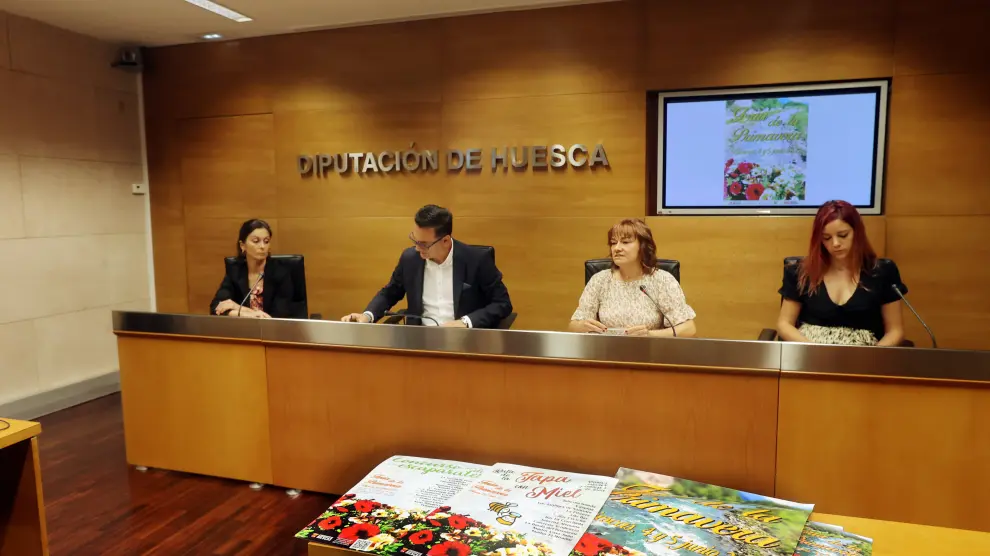 Scheherazade Marruedo, Roque Vicente, Nuria Pargada y Marta Luis han presentado este lunes la feria.