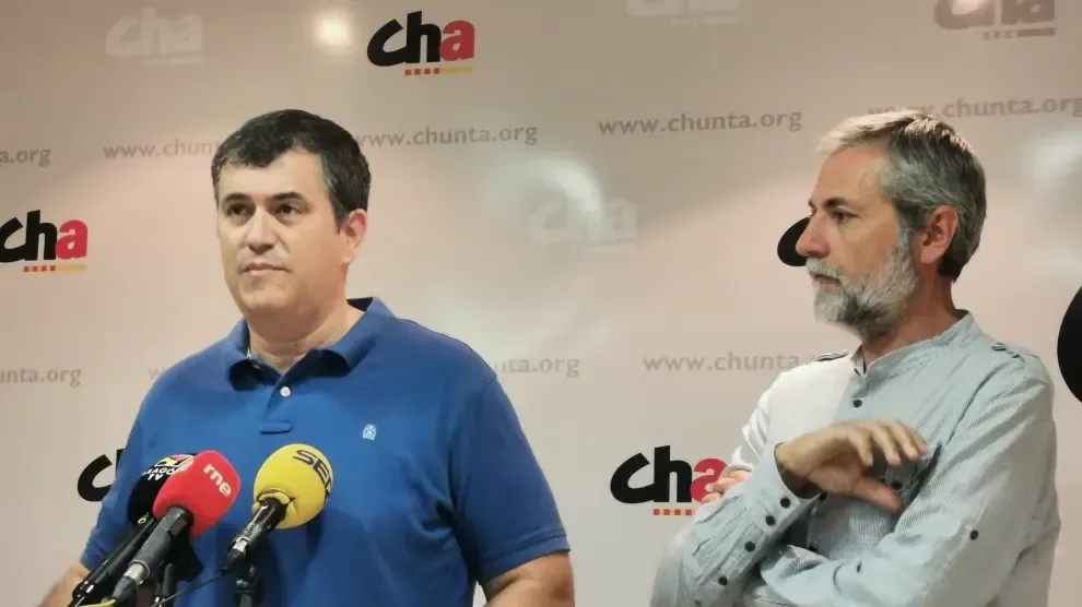 Joaquín Palacín y José Ramón Ceresuela, en rueda de prensa.