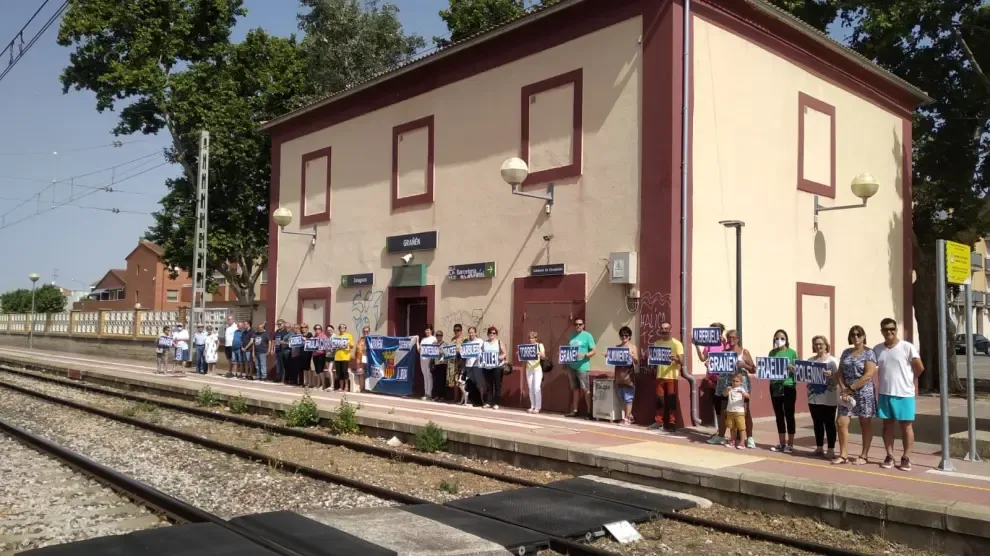 Más de 60 personas se concentraron este domingo en Grañén.