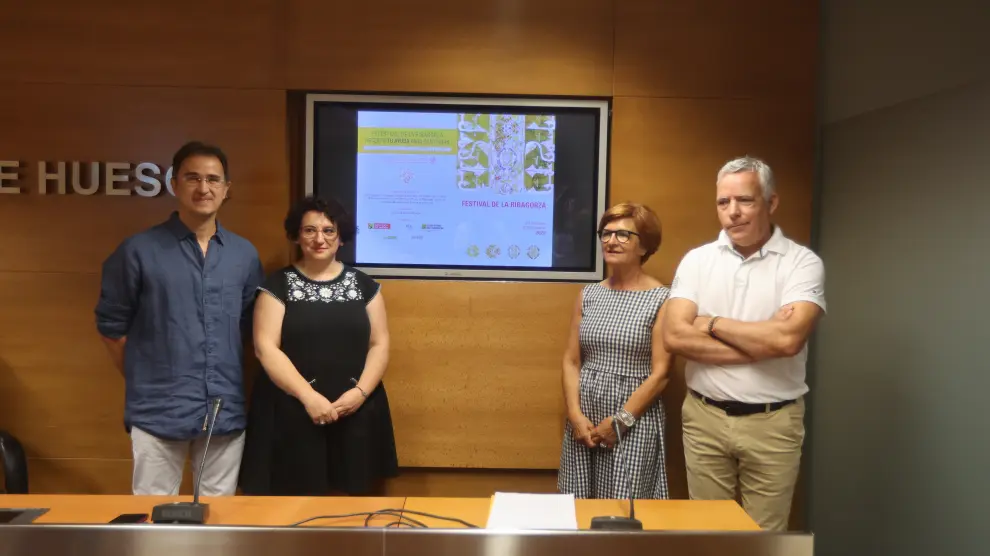 Santiago Lleida, Gema Betorz, Maribel de Pablo y Ángel Vidal han presentado Clásicos en la Frontera