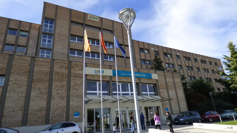 La comarca reclama una gestión eficiente del servicio de Oncología en el Hospital de Barbastro.