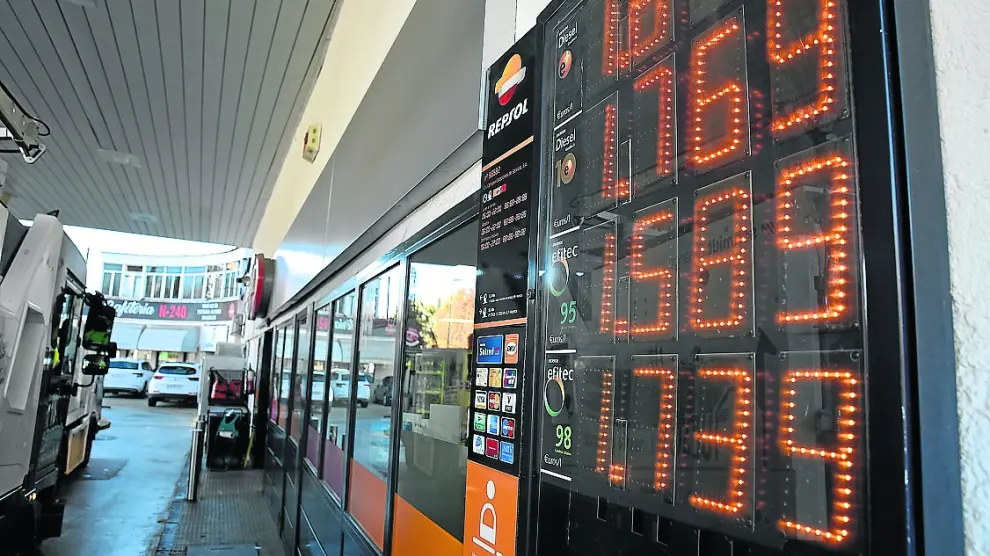 Las gasolineras prevén un final de año con alta demanda.