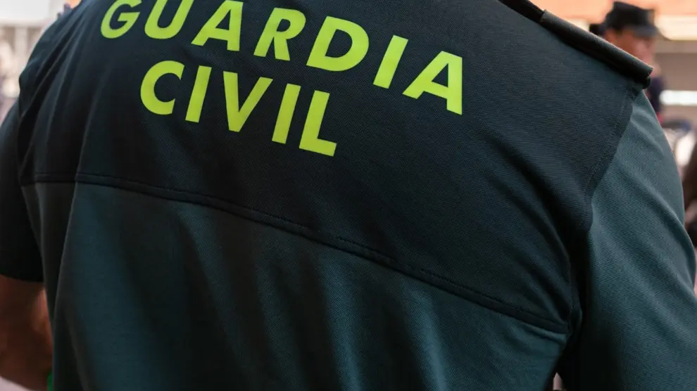 La Guardia Civil inició la investigación tras un control rutinario en el local de Garrapinillos.