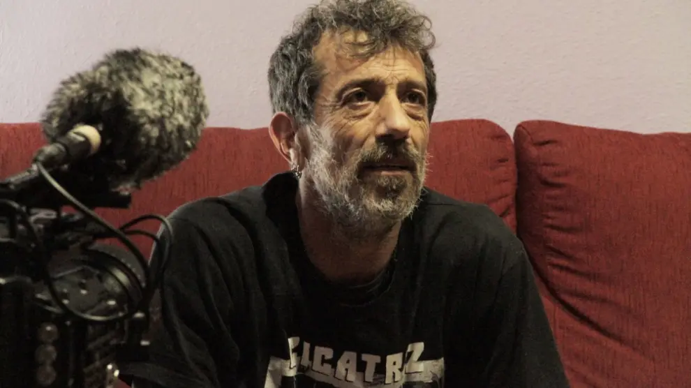 Manolo Kabezabolo en un momento del rodaje del documental, realizado en diferentes puntos de Aragón.