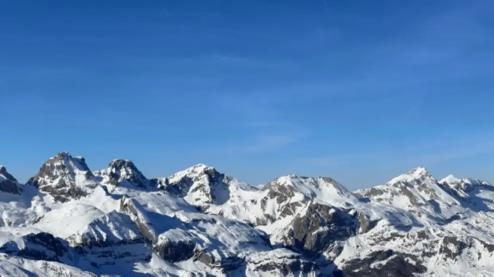 Proyecto de unión de estaciones de esquí y montaña de nuestro Pirineo aragonés,