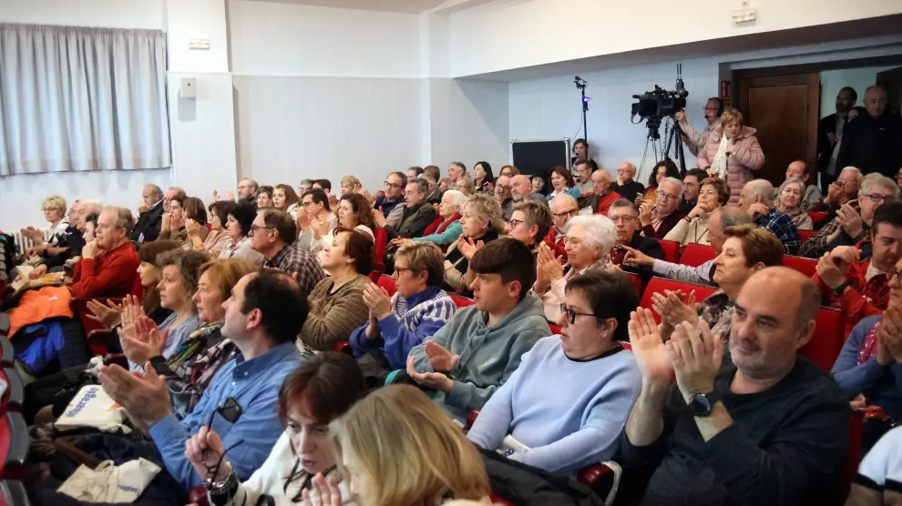 Público asistente este martes en Sabiñánigo a la gala #SoydelAltoaragón