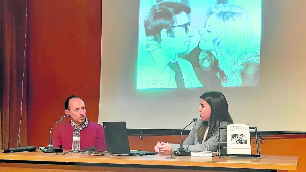 Jorge Puértolas y Ana Asión, ayer en la presentación del libro en el IEA.