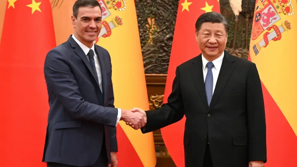 Pedro Sánchez y Xi Jinping durante su encuentro.