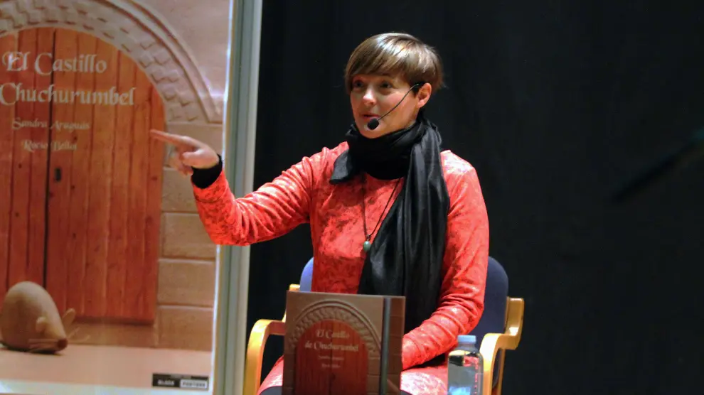 Sandra Araguás lleva sus cuentos a Borrastre el 6 de mayo.