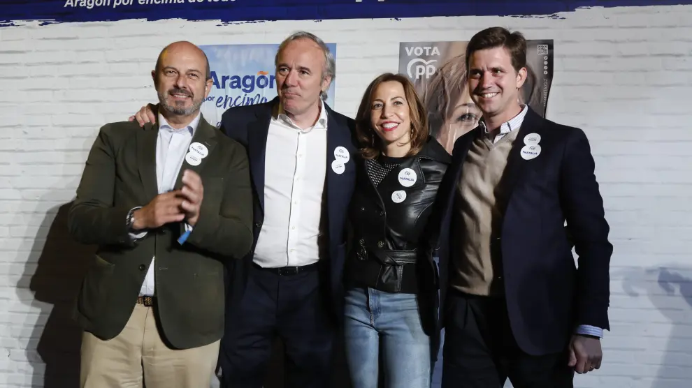 Jorge Azcón con Natalia Chueca, Pedro Rollán y Ramón Celma en el inicio de la campaña electoral para las elecciones del 28M.