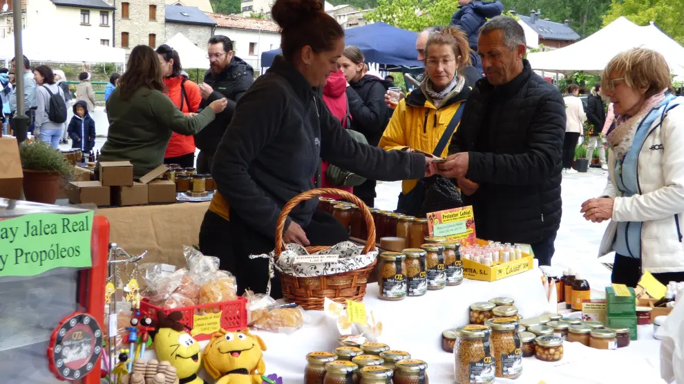 La miel es uno de los productos protagonistas de la Feria de la Primavera.