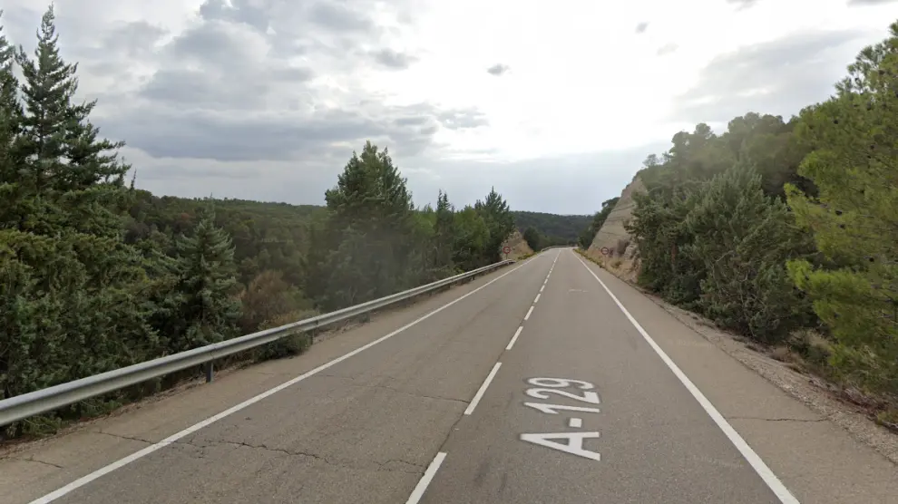 Tramo de la carretera A-129 entre Alcubierre y Leciñena.