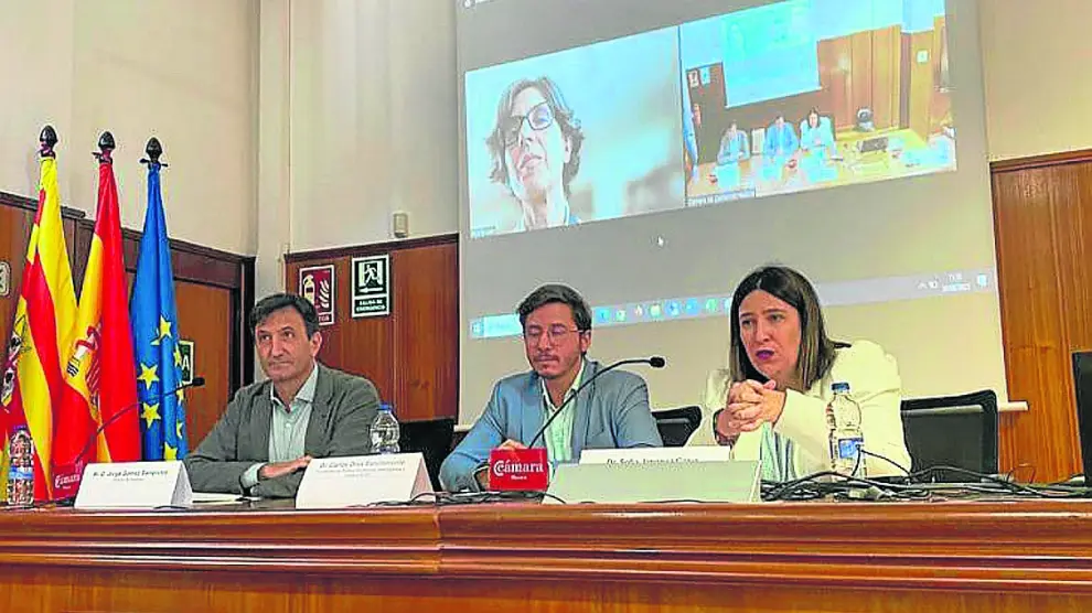 El encuentro ha arrancado este miércoles en la Cámara de Comercio de Huesca.