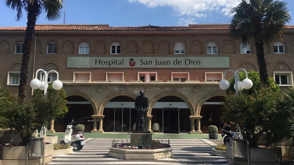 Fachada del Hospital San Juan de Dios de Zaragoza.