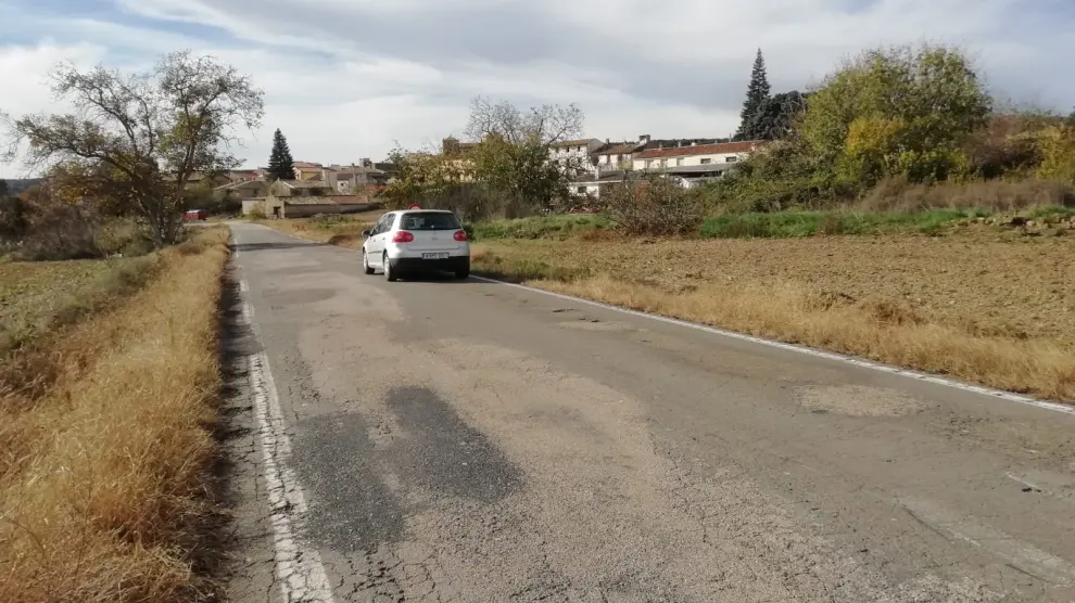 Imagen de la carretera A-125, que une las localidades de Ayerbe, Biscarrués y Ardisa