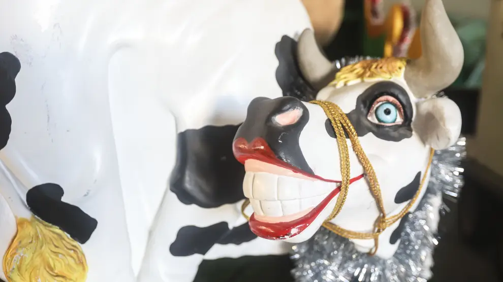 La magia y la fantasía visten las carrozas de la Cabalgata de Reyes en Huesca